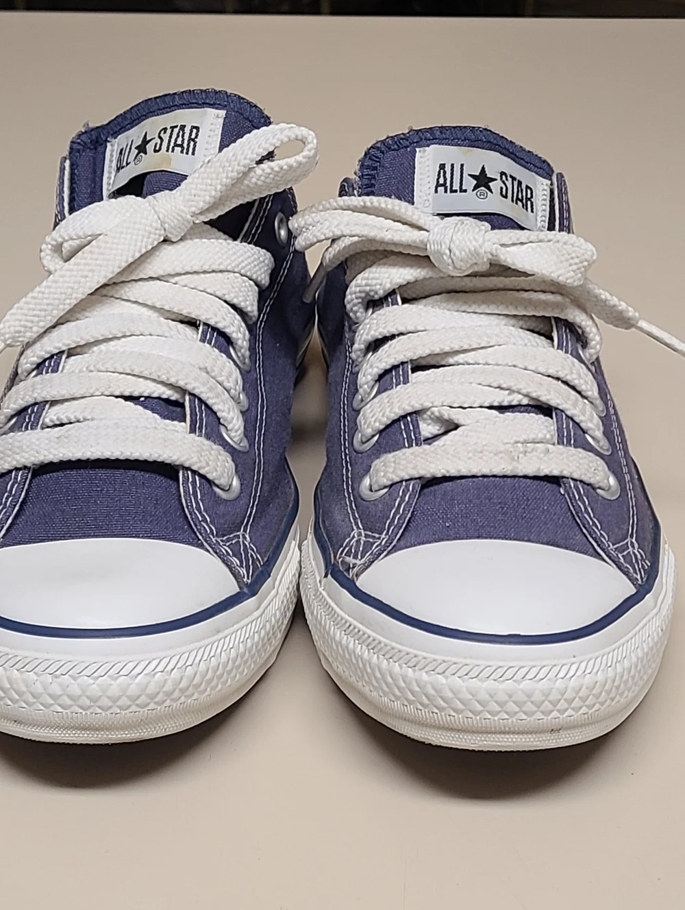Converse Fat Laces Chuck Taylor All Star low top  sneakers size 11 - Picture 2 of 10